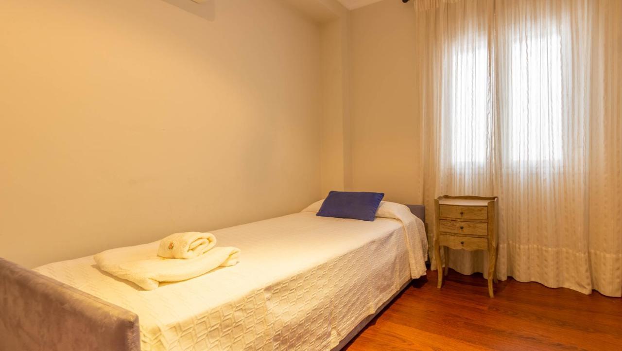 Apartamento Arenal - 3 Habitaciones Sevilla Buitenkant foto